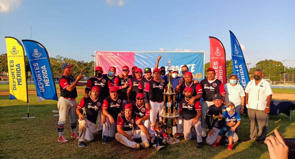 Realizan la final de la liga de segunda fuerza de beisbol en Mérida –  Yucatán a la mano