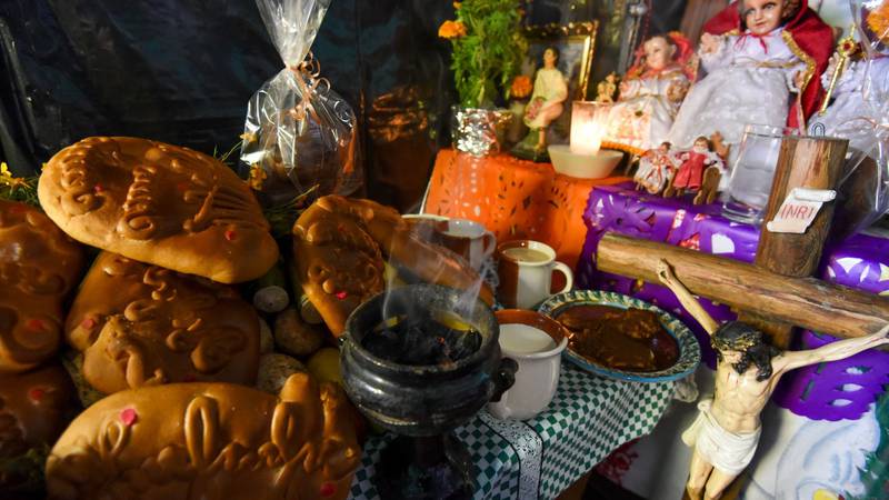 Día de Muertos 2022: Inflación de 'terror' encarece el pan y el cempasúchil  – Yucatán a la mano